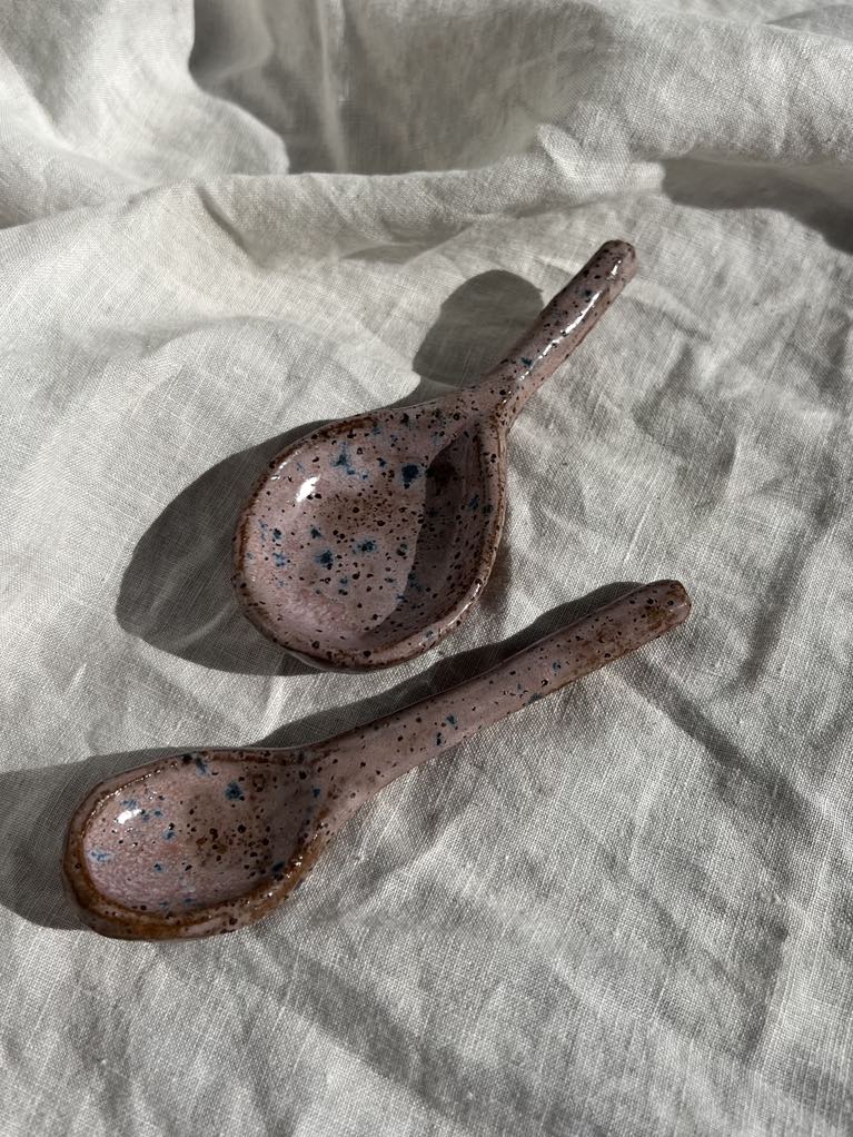 Rainbows & Rivers Violet Ceramic Scoop, Lilac