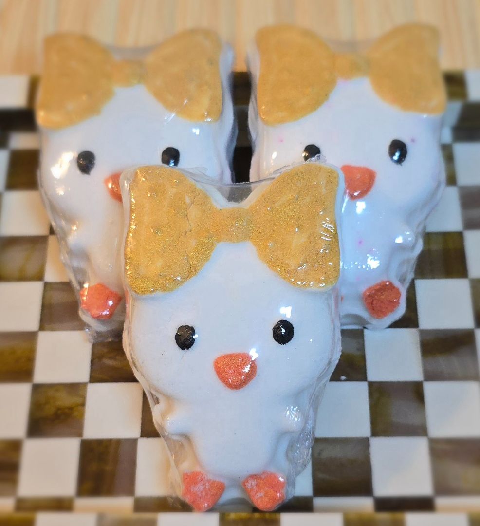 Easter Chicken Bath Bomb | Life's Little Indulgences