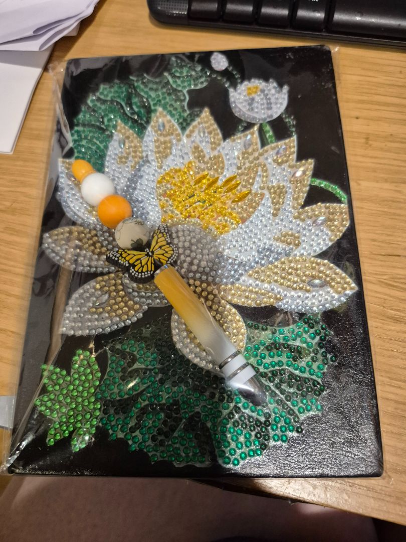 Seahorse Creations AU Notebook - Water Lily & Pen, black A5