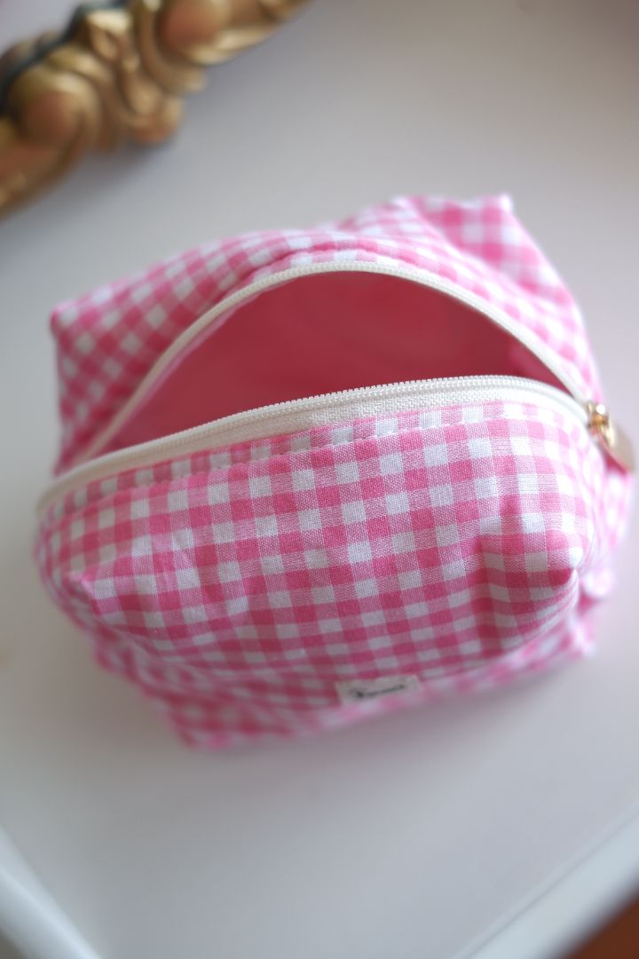 Studio Lumi Carry All Pouch, Pink Mini Essentials