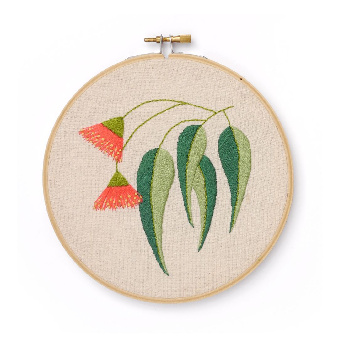 Yarn Industries Embroidery Kit - Gum Leaf