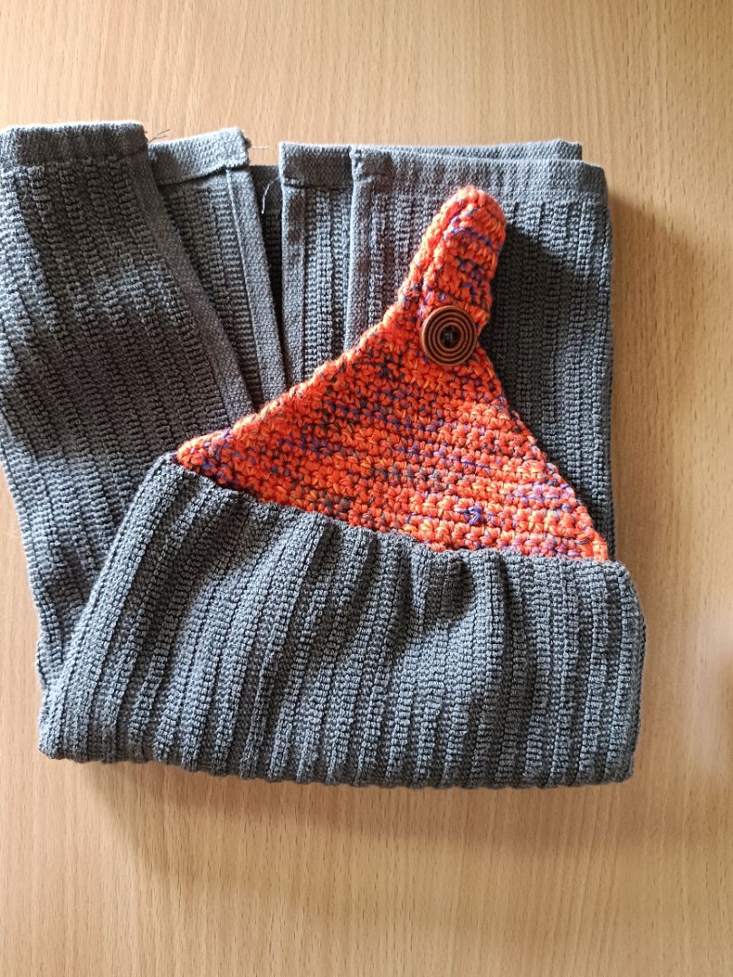 Nire Crochet Tea Towel topper, Oranget and purple