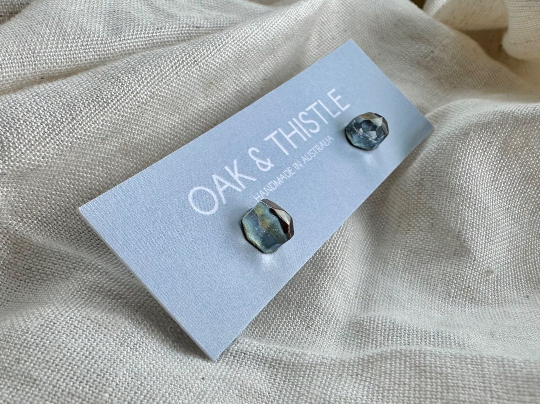 Oak & Thistle Pip Stud Earrings, Duochrome