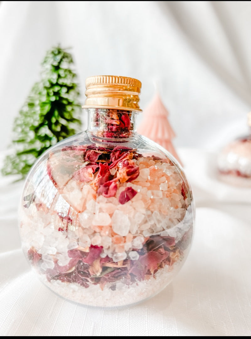 Flora Wellness & Gifting Bath Salt Bauble
