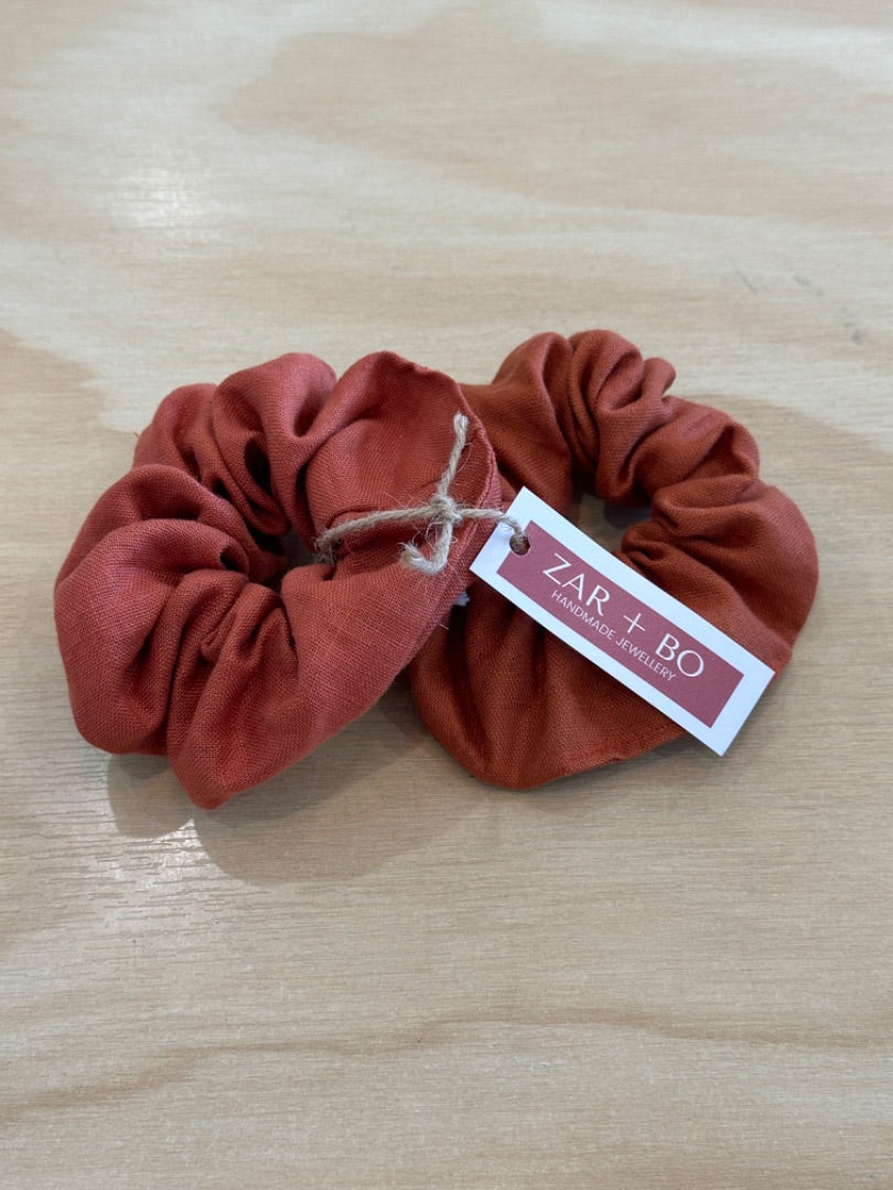 Rust Linen Scrunchie | Zar + Bo