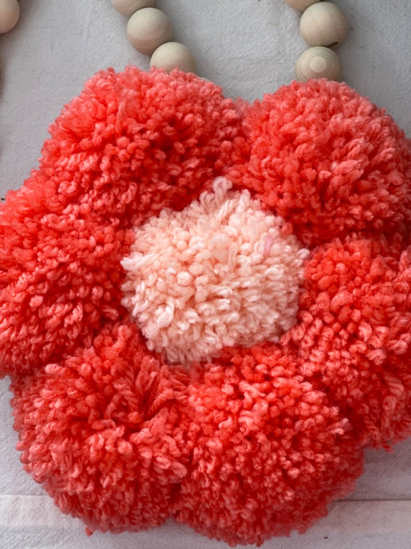 P and P Pompom Pompom Daisy, Bright peach and light peach Medium