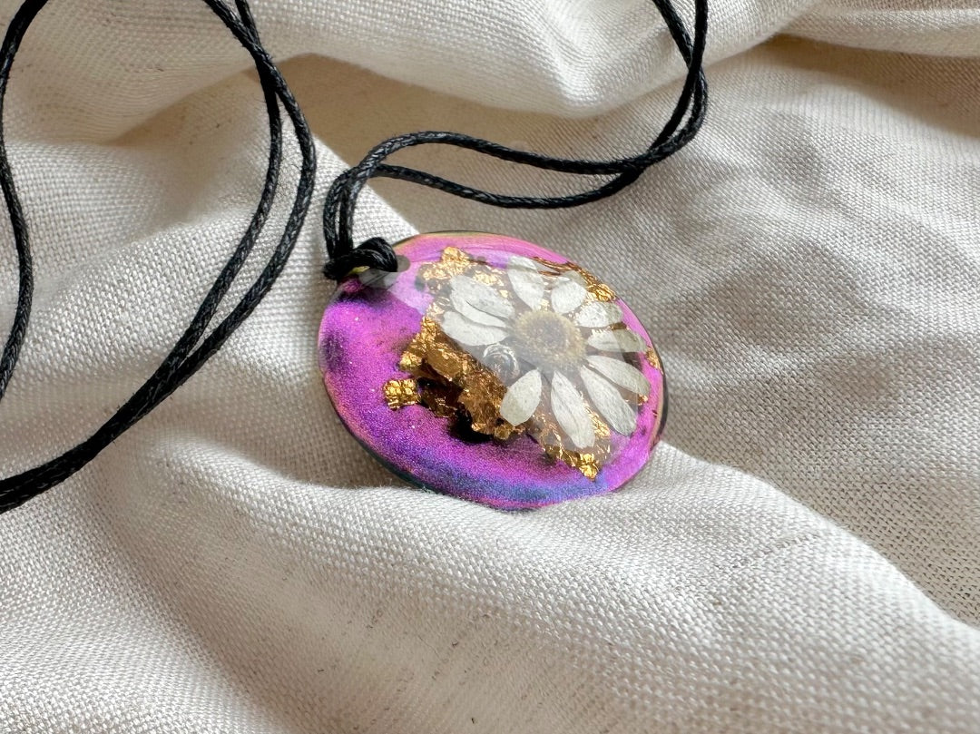 Oak & Thistle Droplet Necklace, Duochrome