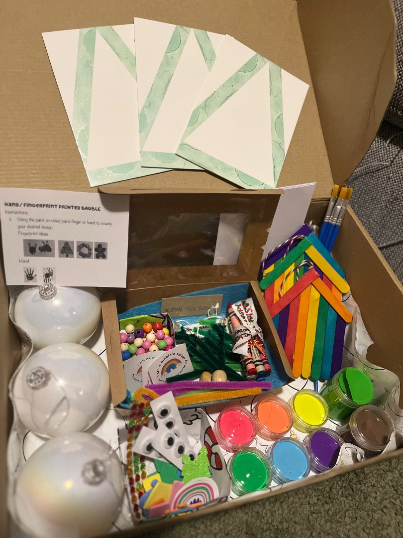 Play, learn, grow with Ms. Flo Christmas craft party pack, Rainbow
