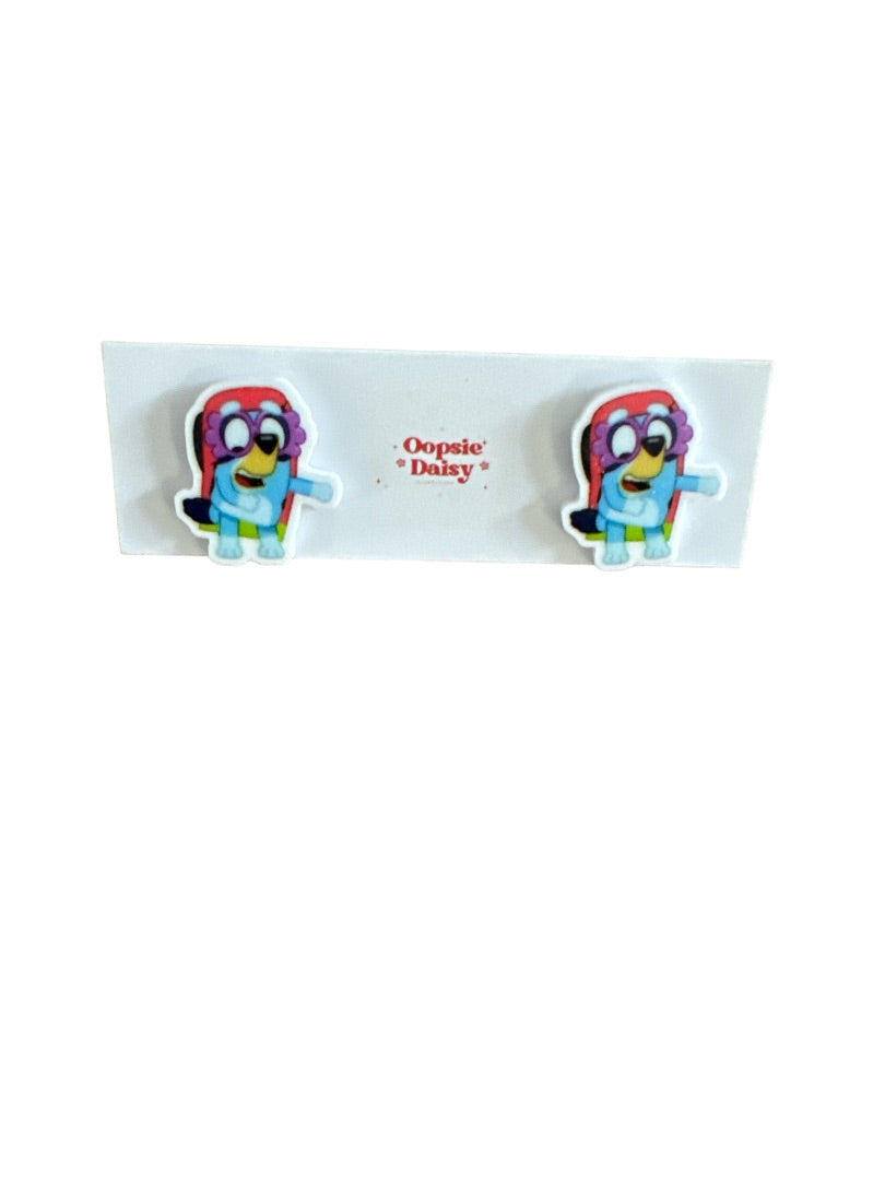 Oopsie Daisy Collections Flossing Bluey Studs, Blue