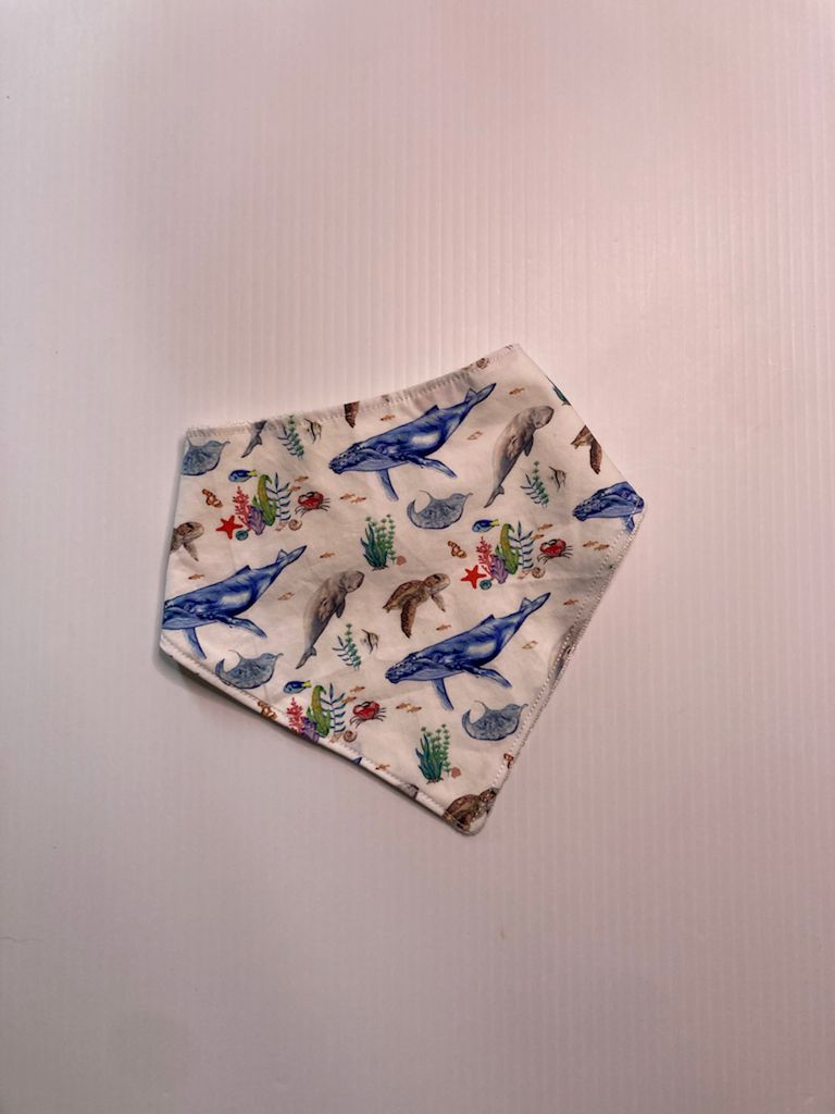 Charlie Rose Handcrafted Bamboo Dribble Bib Under the Sea