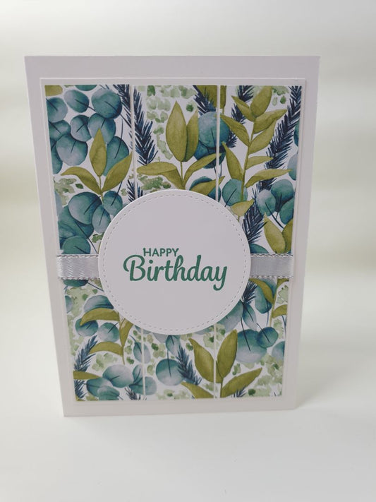 In The Groove Papercrafting 3 panel birthday Card