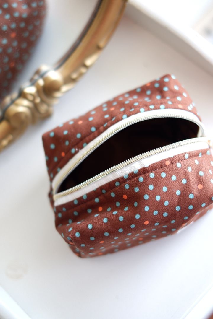Studio Lumi Carry All Pouch,  Brown Mini Essentials