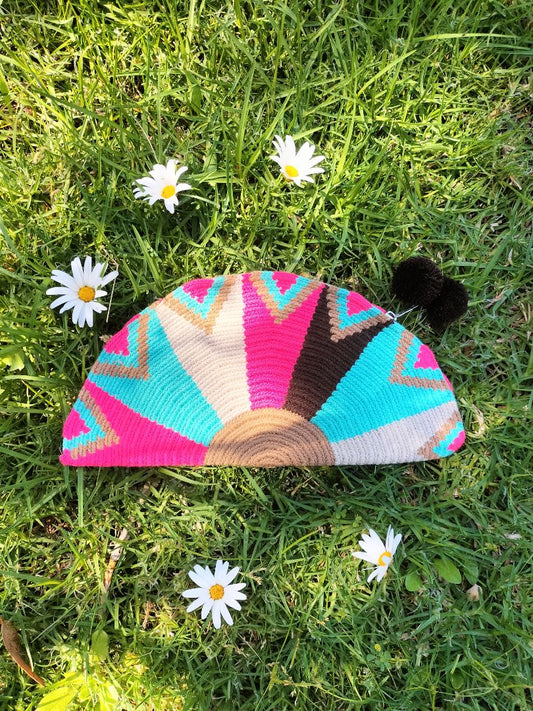 Fleur Darling Wayuu Clutch,  Tori CLUTCH SIZE