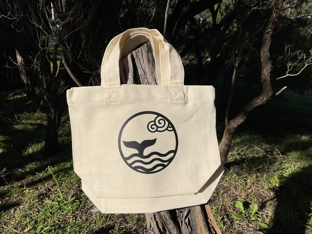 Marina Lab Mini tote bag - Whale tail bag,  Beige/black H 33cm W 30cm