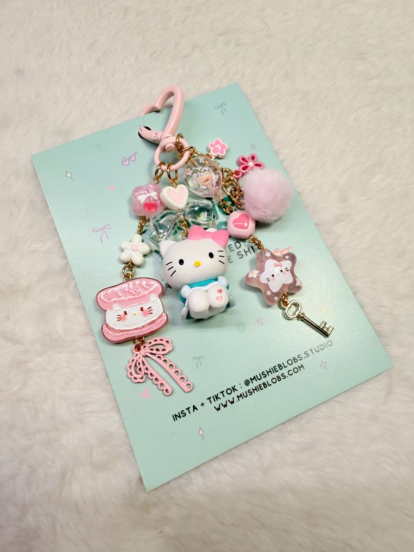mushieblobs studio Bag Charm: Hello Kitty,  Pink