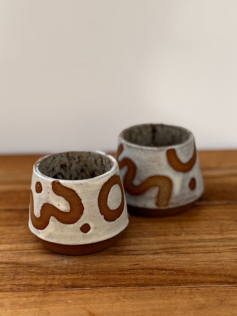 warrah ceramics Squiggle Volcano Tumbler,  white 7x10cm