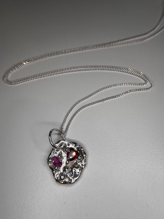 Venom Gemz Trio Pendant