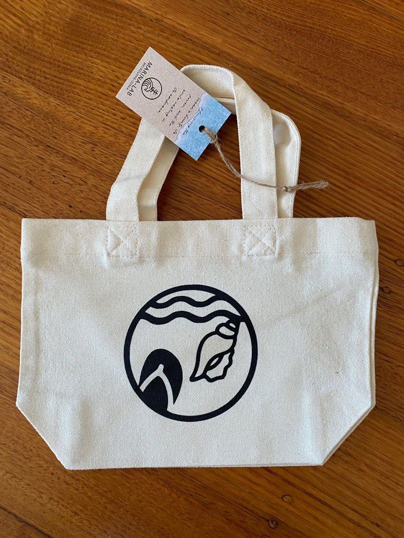 Marina Lab Mini tote bag - Shell bag,  Beige/black H 33cm W 30cm