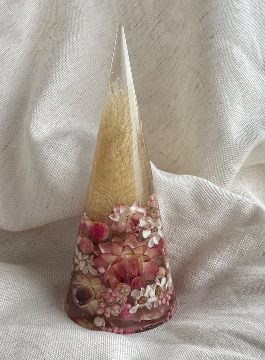 Oak & Thistle Ring Cone,  Pink, white