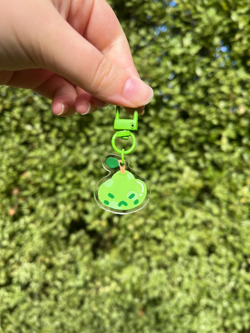 Seedi Bun Leo the Pear Keychain (small),  Green small