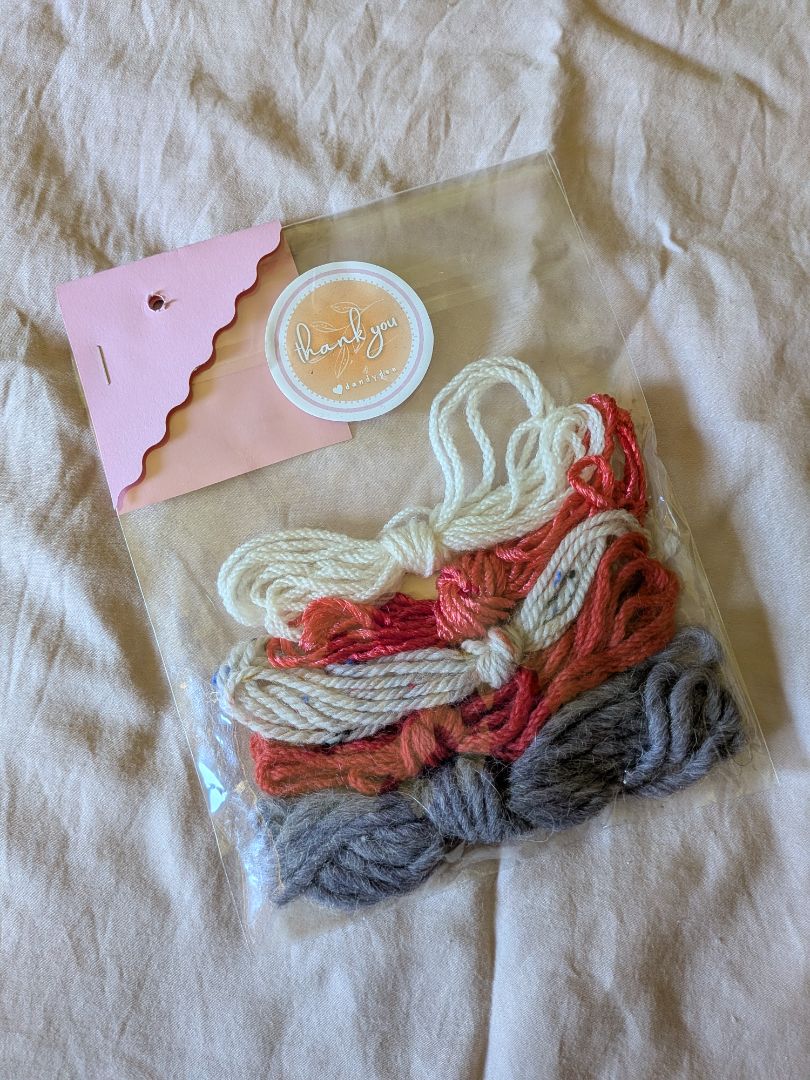 Dandy Dee Pom Pom Pack,  White, Red, Grey Pack
