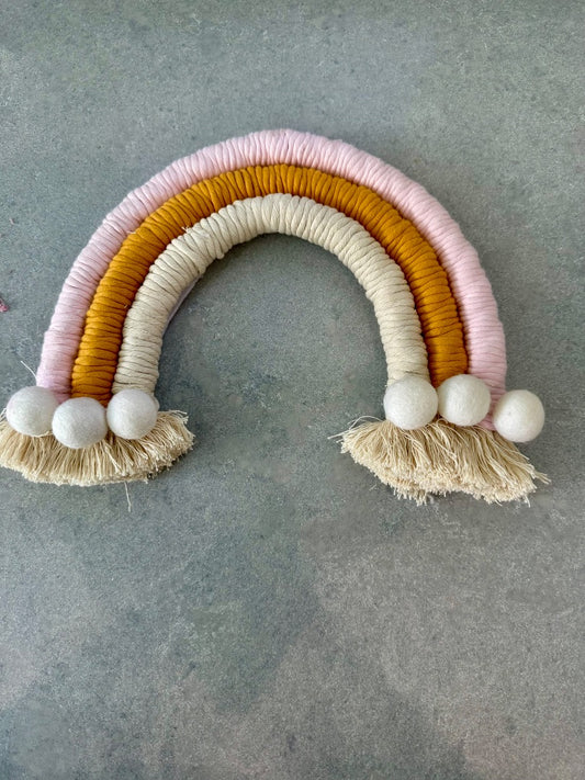 P and P Pompom P and P Rainbow,  Pink and sunset Medium